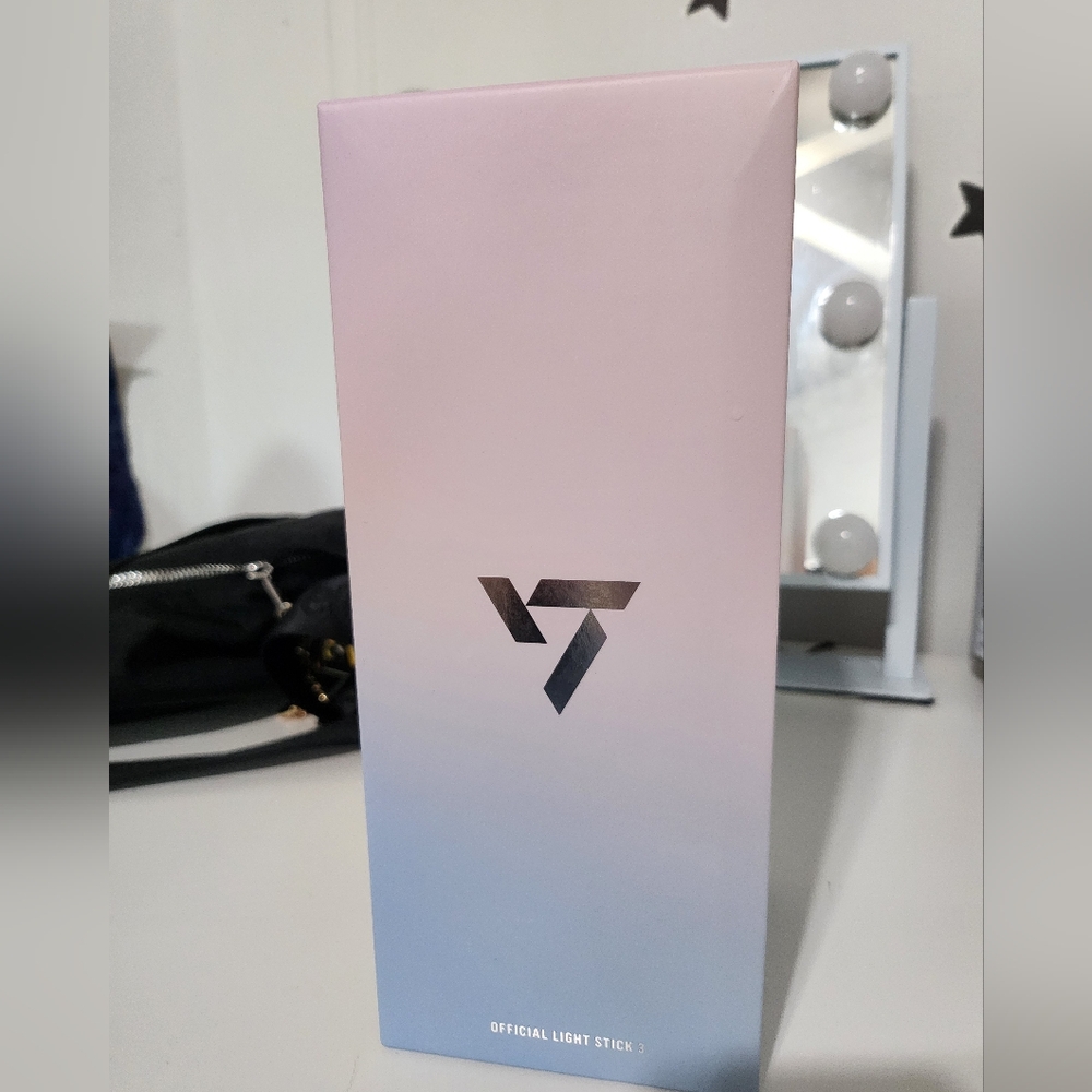 Seventeen official lightstick ver.3